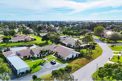 6425 Heritage Lane, Bradenton, FL 34209 - Photo 11