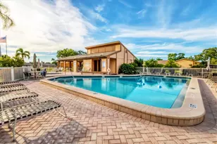 6425 Heritage Ln, Bradenton, FL 34209 - Photo 7