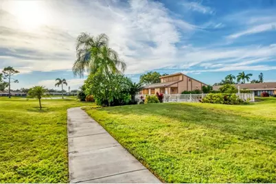 6425 Heritage Lane, Bradenton, FL 34209 - Photo 5