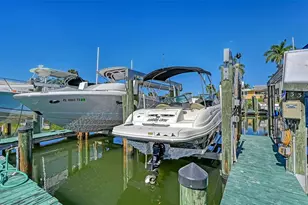 407 Bellini Cir, Nokomis, FL 34275 - Photo 5