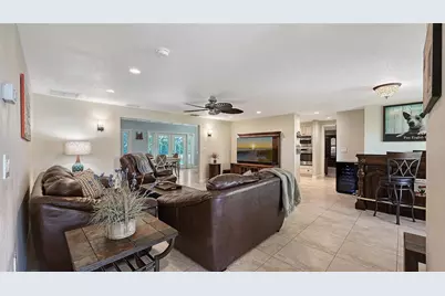 407 Bellini Circle, Nokomis, FL 34275 - Photo 9