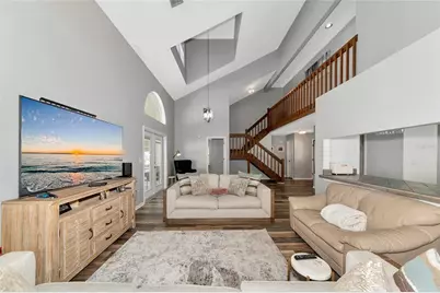 6145 Bonaventure Court, Sarasota, FL 34243 - Photo 9