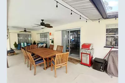 4131 Center Gate Boulevard, Sarasota, FL 34233 - Photo 19
