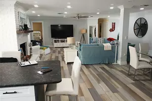 4131 Center Gate Blvd, Sarasota, FL 34233 - Photo 11