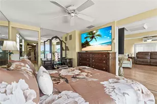 33 Starboard Dr, Venice, FL 34285 - Photo 27