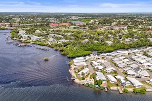 33 Starboard Dr, Venice, FL 34285 - Photo 55