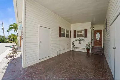 33 Starboard Drive, Venice, FL 34285 - Photo 5