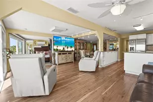33 Starboard Dr, Venice, FL 34285 - Photo 13