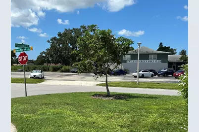 3507 Pinecrest Street, Sarasota, FL 34239 - Photo 3