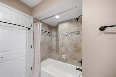 4321 Presidential Avenue Circle E, Bradenton, FL 34203 - Photo 17