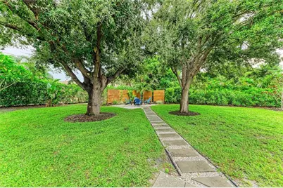 302 San Marco Drive, Venice, FL 34285 - Photo 5