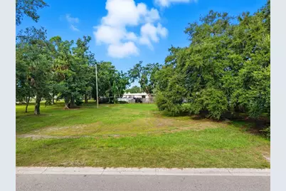 1216 6th Street E, Bradenton, FL 34208 - Photo 3