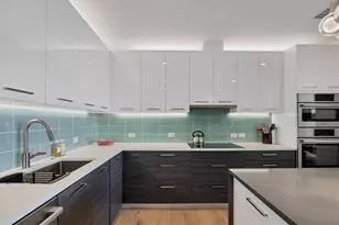 300 S Pineapple Ave, Sarasota, FL 34236 - Photo 9