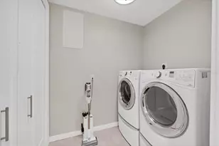 300 S Pineapple Ave, Sarasota, FL 34236 - Photo 37