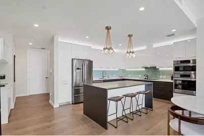 300 S Pineapple Avenue #302, Sarasota, FL 34236 - Photo 7