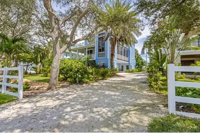 311 Firehouse Court, Longboat Key, FL 34228 - Photo 9