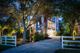 311 Firehouse Ct, Longboat Key, FL 34228 - Photo 3