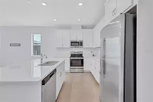 1717 Cleat Ln, Sarasota, FL 34240 - Photo 11