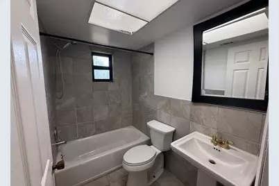 851 Mecca Drive #C, Sarasota, FL 34234 - Photo 7