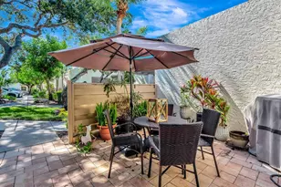 122 Pinehurst Dr, Bradenton, FL 34210 - Photo 3