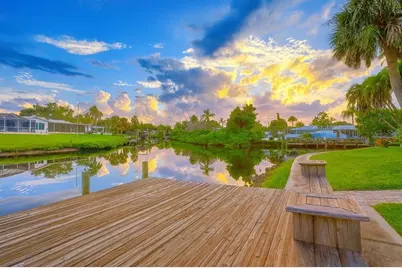 135 Tina Island Drive, Osprey, FL 34229 - Photo 9