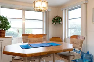 1741 Caribbean Cir, Venice, FL 34293 - Photo 9