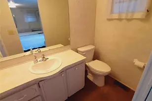 4810 Tri Par Dr, Sarasota, FL 34234 - Photo 31