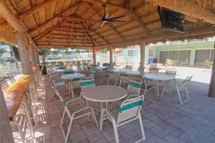 4810 Tri Par Dr, Sarasota, FL 34234 - Photo 71