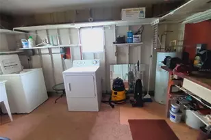 4810 Tri Par Dr, Sarasota, FL 34234 - Photo 11