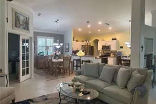 235 Auburn Woods Cir, Venice, FL 34292 - Photo 13