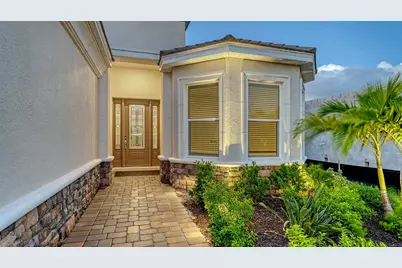 16423 Isola Place, Lakewood Ranch, FL 34211 - Photo 3