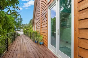 140 N Casey Key Rd, Osprey, FL 34229 - Photo 55