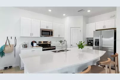 3137 Novara Lane, Lakewood Ranch, FL 34211 - Photo 5