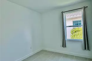 10478 Sea Breeze Rdg Dr, Englewood, FL 34223 - Photo 9