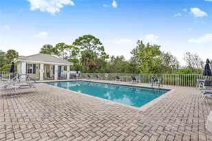 813 Montrose Dr, Venice, FL 34293 - Photo 37