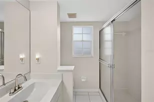 813 Montrose Dr, Venice, FL 34293 - Photo 21