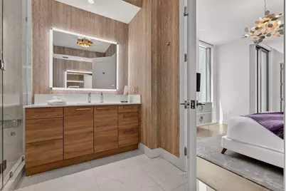 111 S Pineapple Avenue #615, Sarasota, FL 34236 - Photo 33