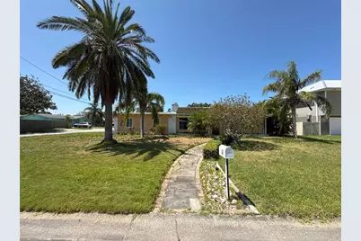 63 Palm Boulevard, Dunedin, FL 34698 - Photo 1