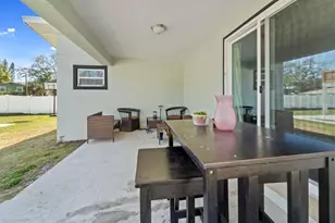 1650 14th St S, Saint Petersburg, FL 33705 - Photo 17