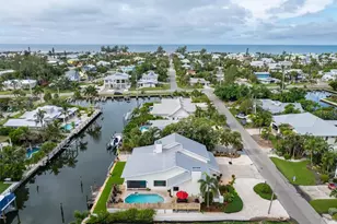 505 75th St, Holmes Beach, FL 34217 - Photo 67