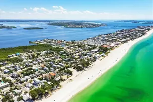 2913 Gulf Dr, Holmes Beach, FL 34217 - Photo 43