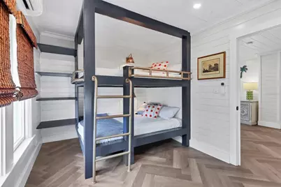 2913 Gulf Drive, Holmes Beach, FL 34217 - Photo 29