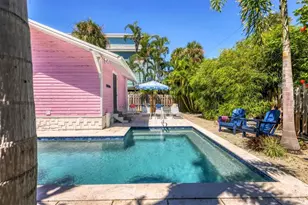 2913 Gulf Dr, Holmes Beach, FL 34217 - Photo 35