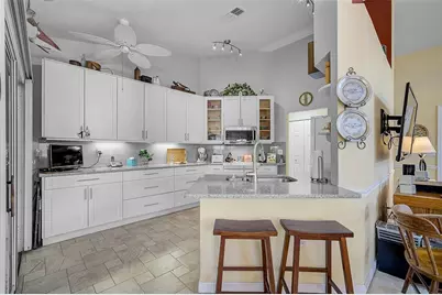 4850 Raintree Street Circle E, Bradenton, FL 34203 - Photo 9