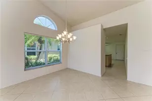 6647 Oakbrooke Cir, Bradenton, FL 34202 - Photo 13