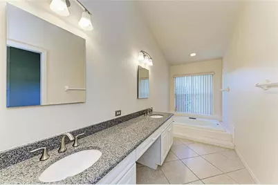 6647 Oakbrooke Circle, Bradenton, FL 34202 - Photo 37