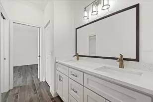 12 Hagerick Ln, North Port, FL 34288 - Photo 7