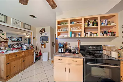 2340 Valencia Drive, Sarasota, FL 34239 - Photo 13