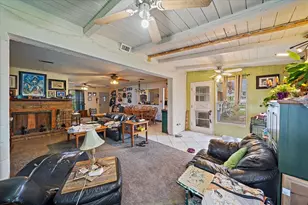 2340 Valencia Dr, Sarasota, FL 34239 - Photo 9