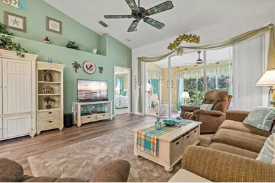 4727 Tivoli Avenue, Sarasota, FL 34235 - Photo 17